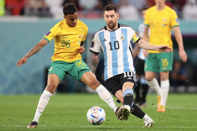 Messi tiếp tục chạm cột mốc lịch sử sau chiến thắng của Argentina - 2