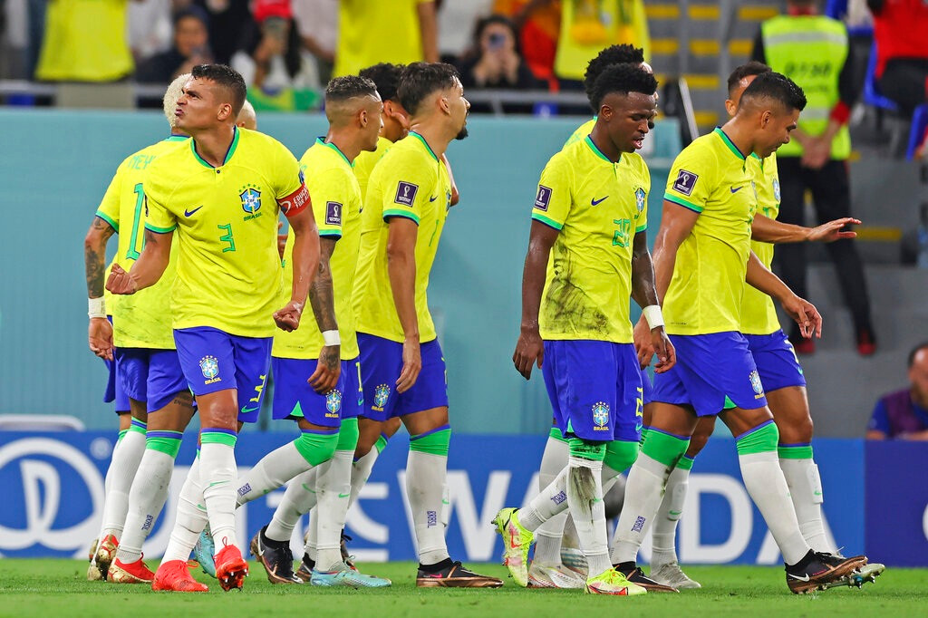 Brazil thắng đậm Hàn Quốc: Bộ tứ huyền ảo và đêm thăng hoa của điệu samba - 2