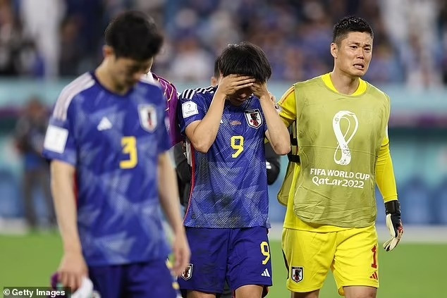 Đội tuyển Nhật Bản bị chỉ trích sau khi đá hỏng 3 quả 11m - 3