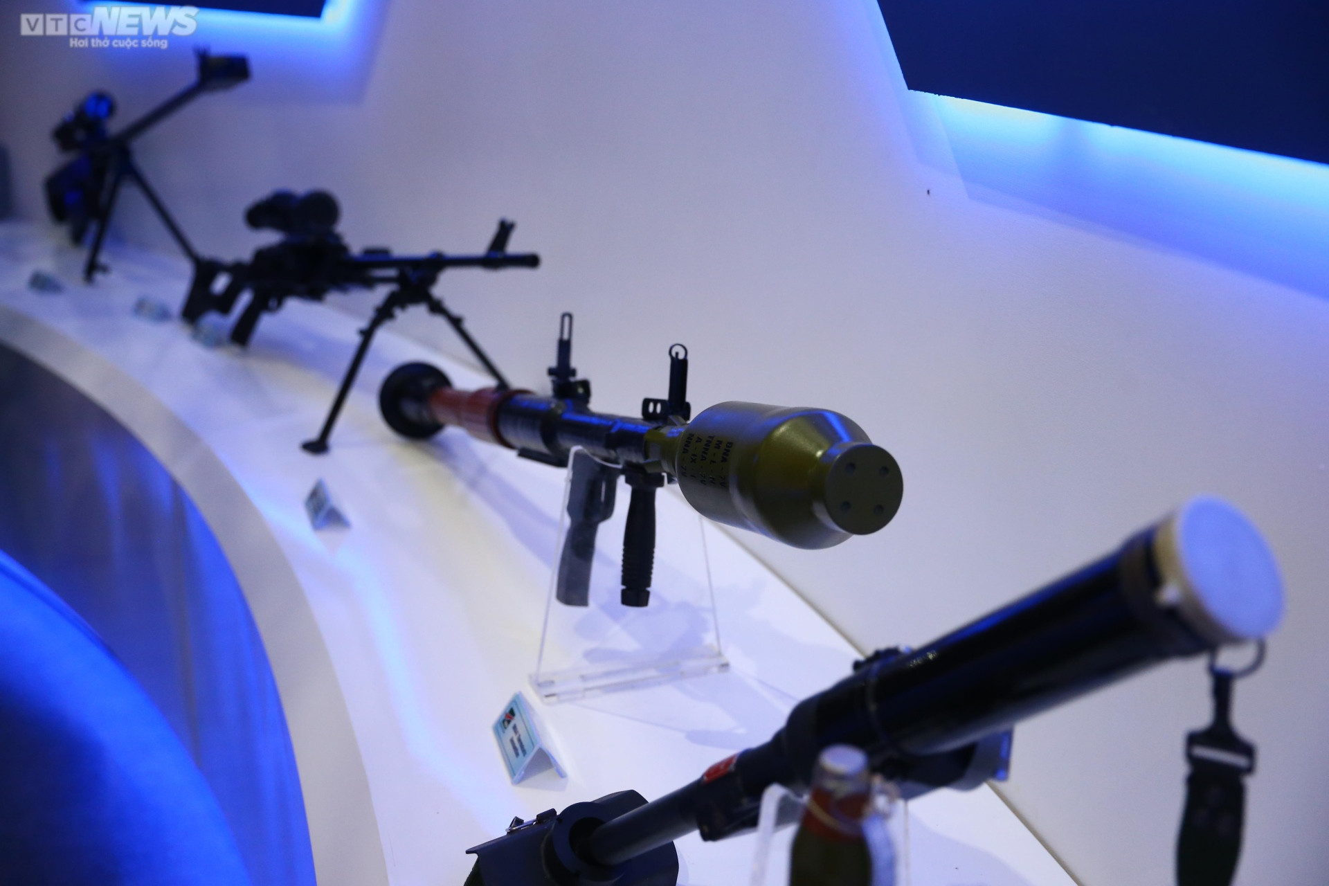 Các vũ khí hiện đại được giới thiệu tại triển lãm quốc phòng Việt Nam 2022 - 3