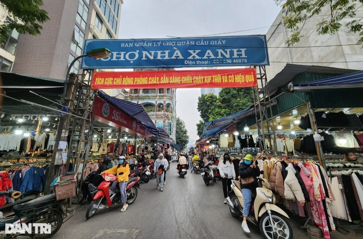 Trải nghiệm ác mộng đi chợ ở Hà Nội: Bị hành hung, đốt vía, quay xe - 1