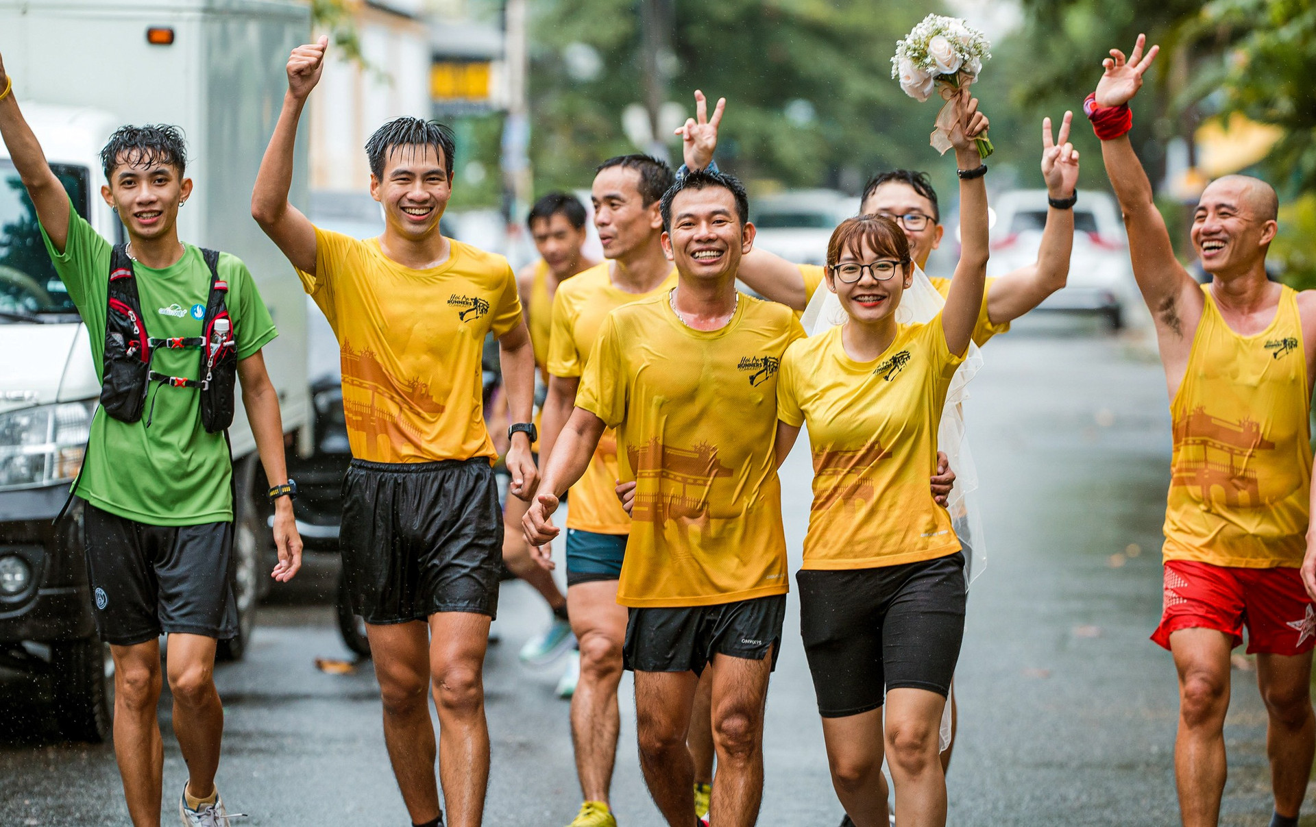 Chàng trai chạy bộ 30km từ Hội An ra Đà Nẵng để cầu hôn bạn gái - 5