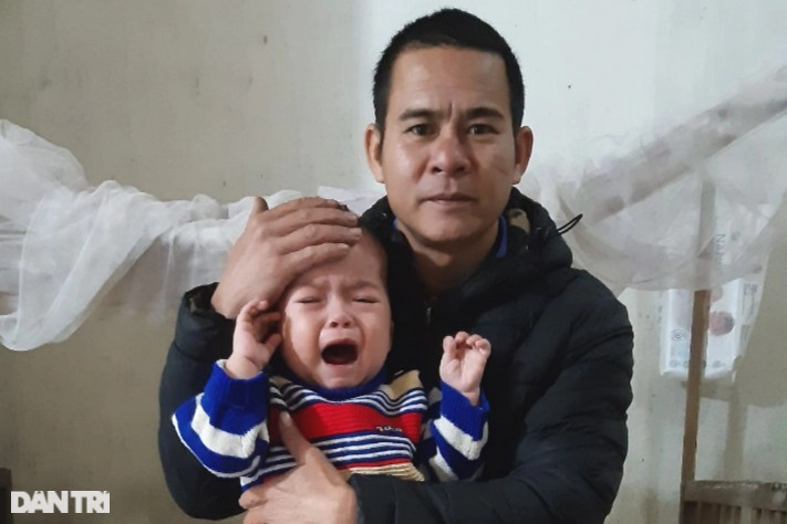 Bé trai 2 tuổi mang 2 căn bệnh hiểm, cha mẹ nghèo đau đớn, bất lực - 4