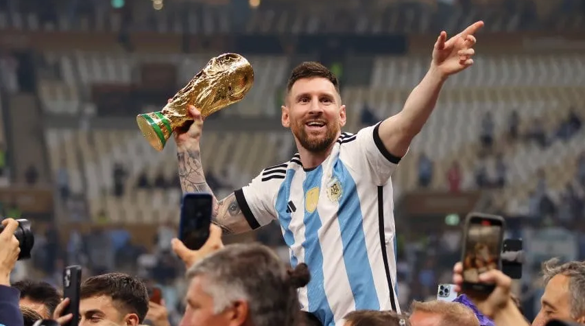Messi: Tôi sẽ tiếp tục gắn bó với đội tuyển Argentina - 1
