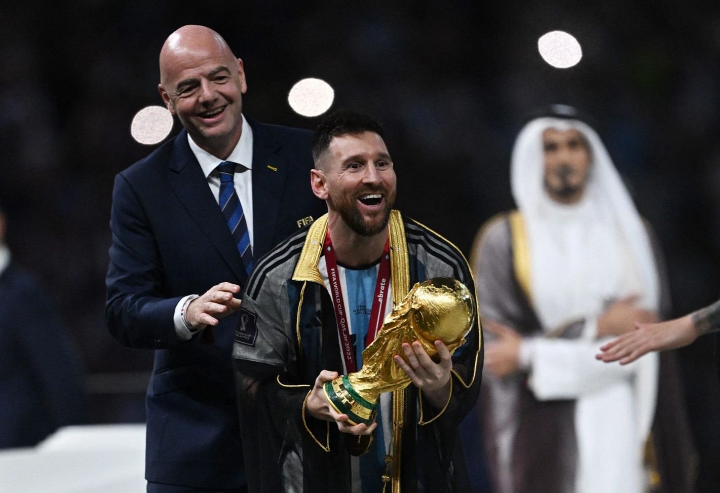 Thế giới dành những lời có cánh cho Messi và đội tuyển Argentina - 1