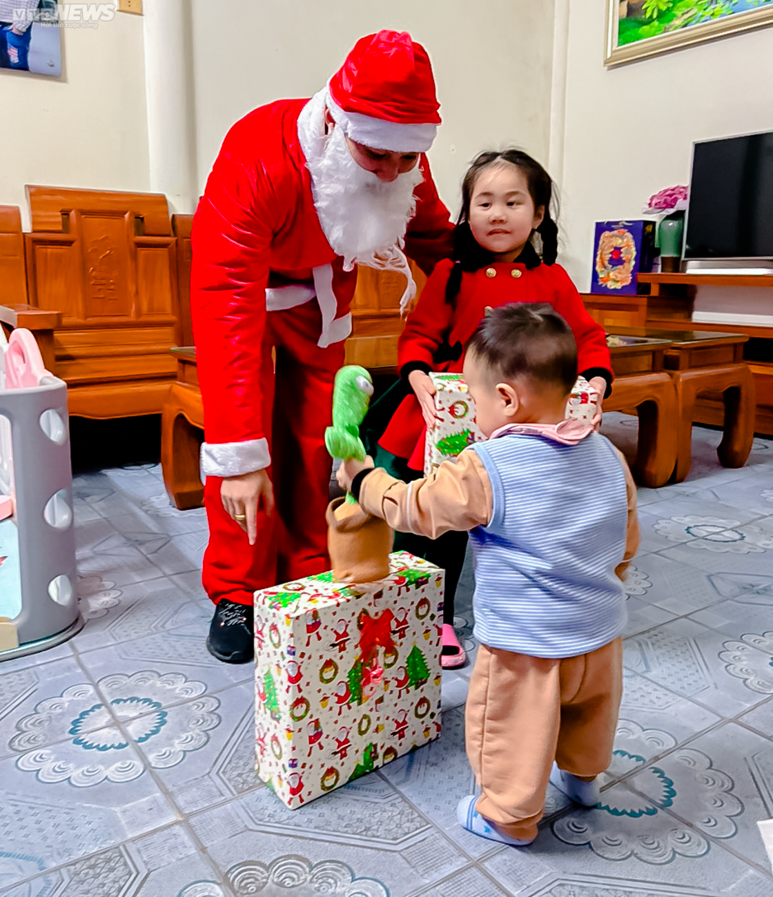 Dịch vụ ông già Noel vào mùa 'hốt bạc' - 8