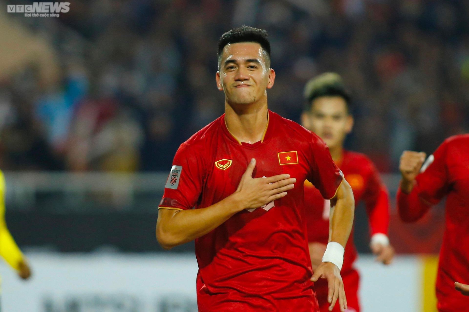 Đè bẹp Malaysia, tuyển Việt Nam chiếm ngôi đầu bảng AFF Cup 2022 - 1