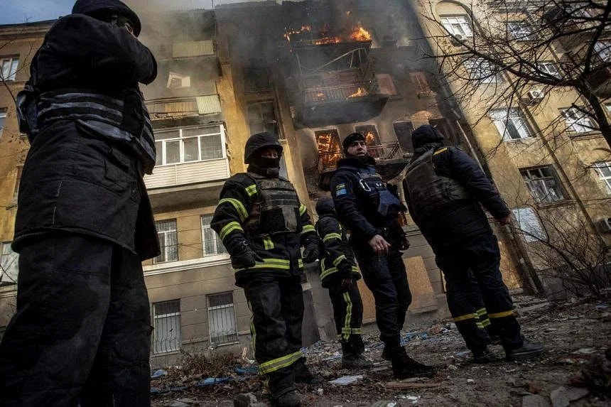 Cuộc chiến của người lính không vũ khí trên tiền tuyến Ukraine - 1 Cuộc chiến của người lính không vũ khí trên tiền tuyến Ukraine - 1