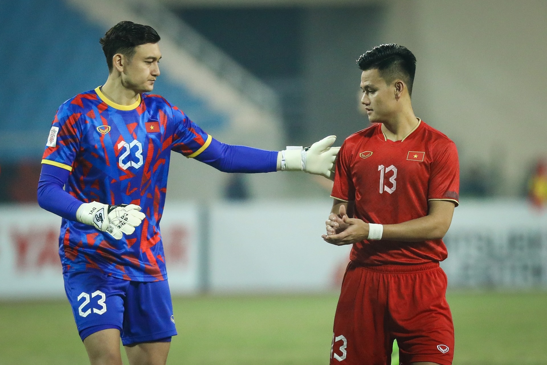 AFF Cup Van Lam anh 7