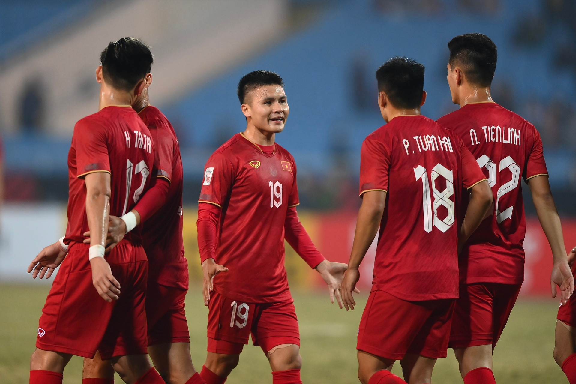 Vì sao tuyển Việt Nam cần ghi nhiều bàn trên sân của Indonesia? - 1