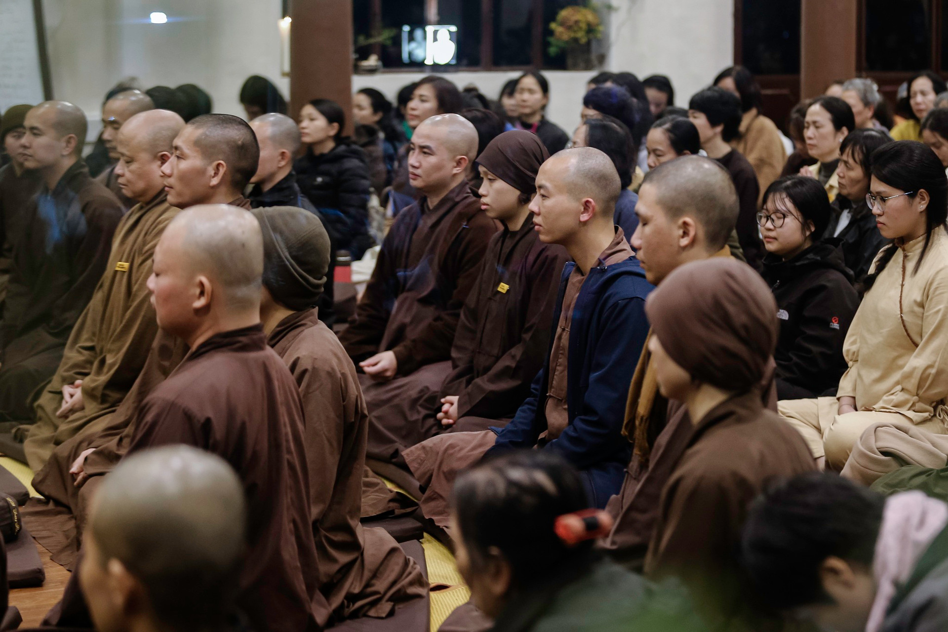 Tăng ni, Phật tử tưởng niệm một năm ngày thiền sư Thích Nhất Hạnh viên tịch - 7