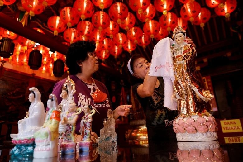 Asians are busy preparing to welcome the Lunar New Year - 5