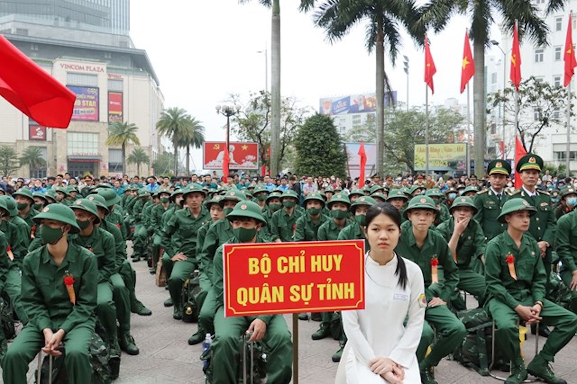 Nữ tân binh duy nhất ở Thừa Thiên - Huế viết đơn tình nguyện nhập ngũ - 2