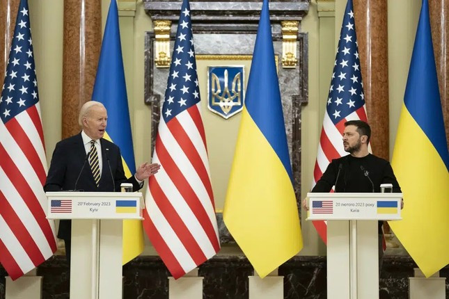 Chuyện hậu trường chuyến thăm bất ngờ của Tổng thống Biden đến Ukraine ảnh 13