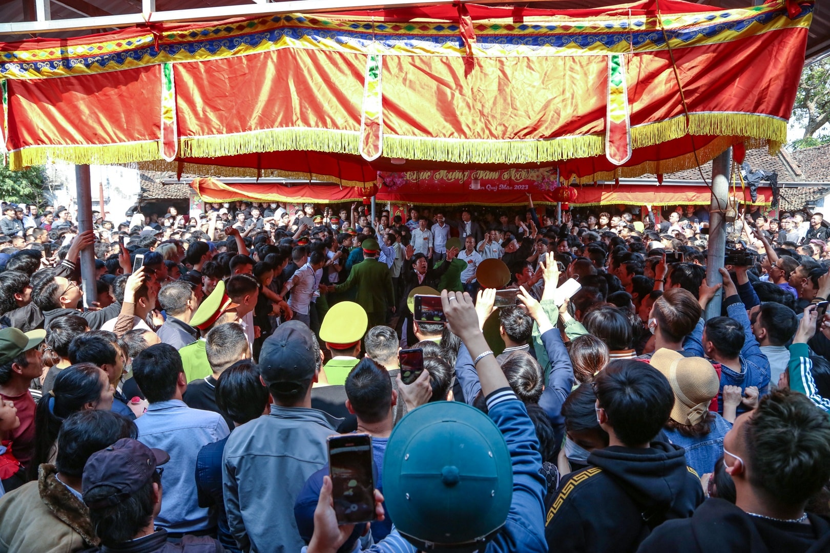 Le hoi giang bong anh 1