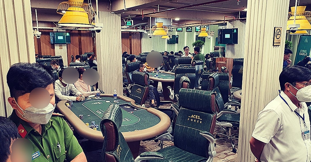 Công an kiểm tra CLB Poker Aces không phép ở TP.Thủ Đức vì nghi vấn yếu tố cờ bạc