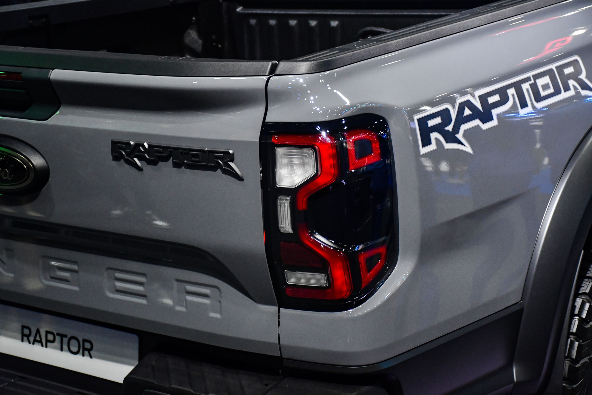 Ford Ranger Raptor 2023 anh 6