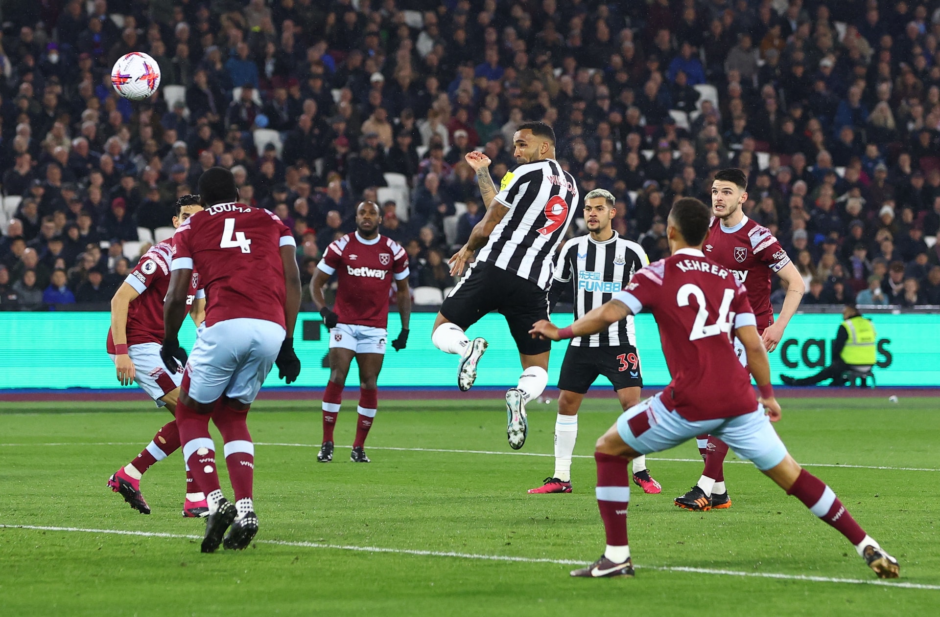 Newcastle dau West Ham anh 1