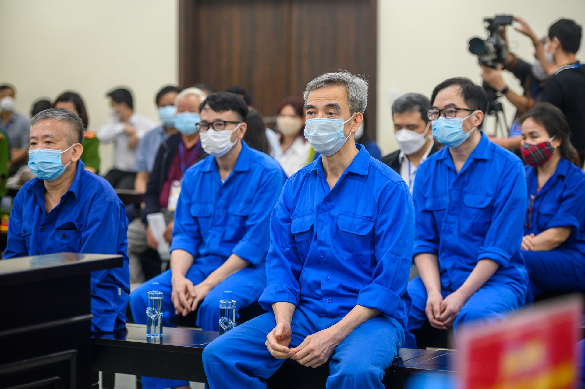 Ông Nguyễn Quang Tuấn nói bị bệnh tim, xin giảm hình phạt cho bị cáo khác - 3