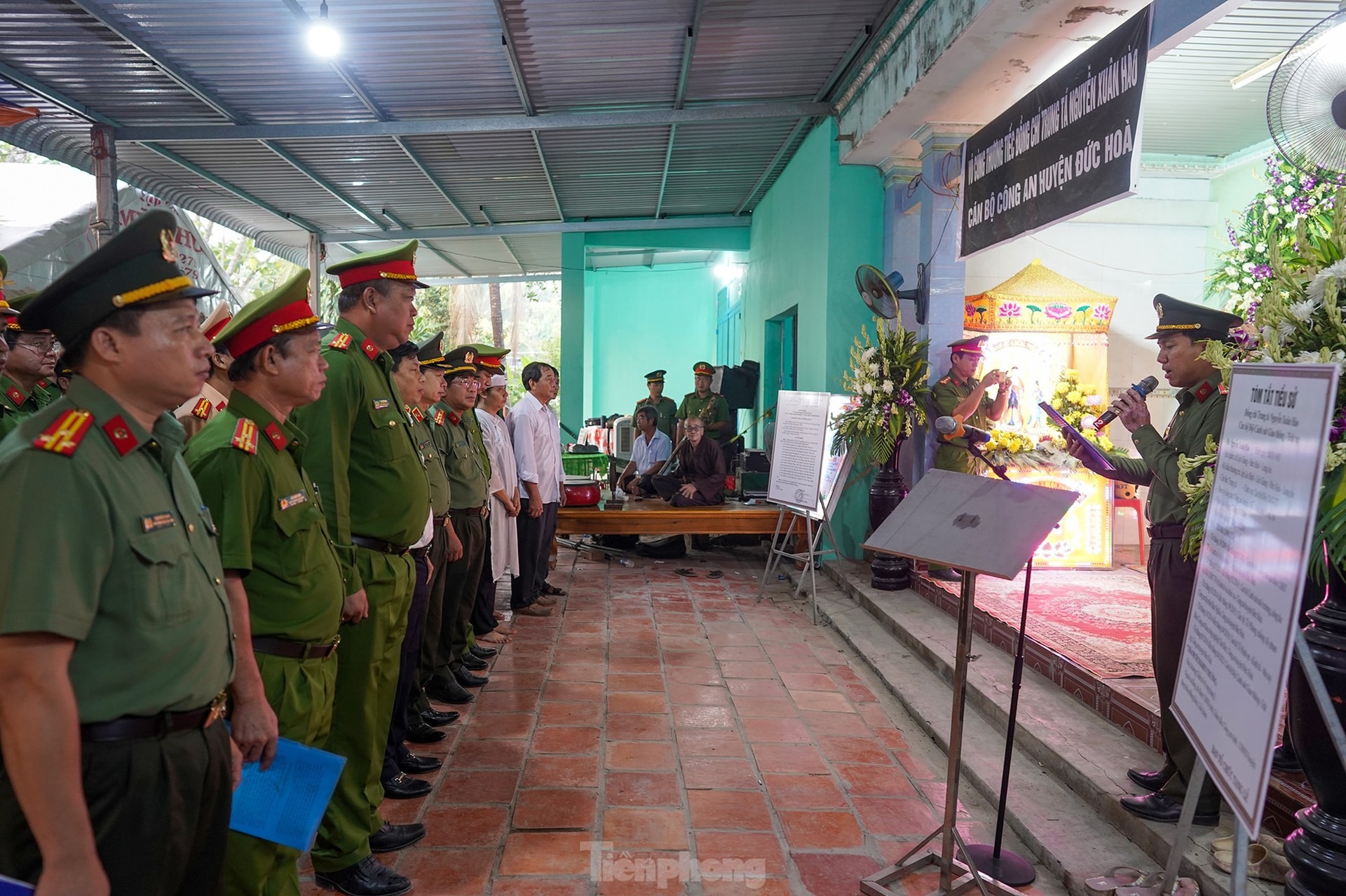 'Anh hãy nghỉ đi, nhiệm vụ có đồng đội anh thay thế, phụng dưỡng cha mẹ đã có em và anh chị' ảnh 1