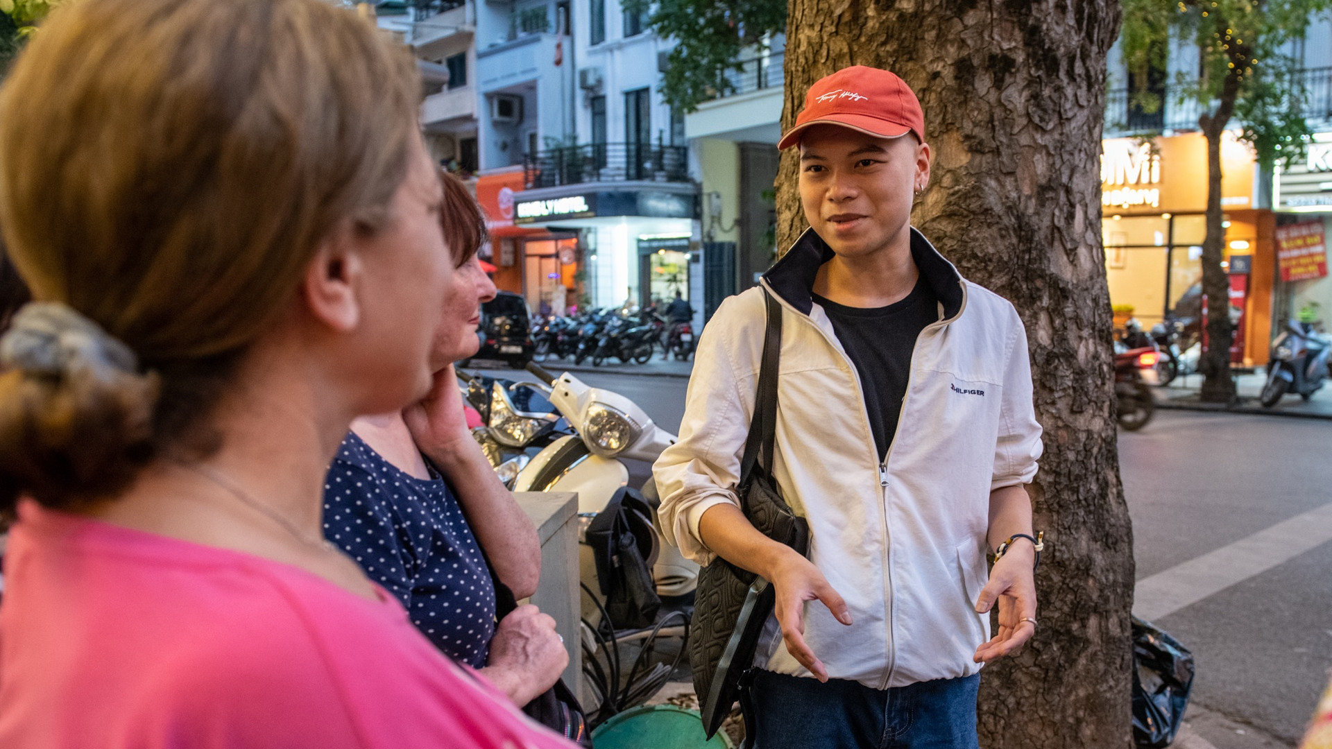 Food tour pho co anh 7