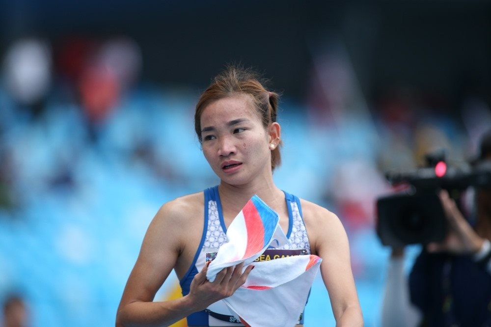 nguyen-thi-oanh-hcv-1500m-4-1123.jpg