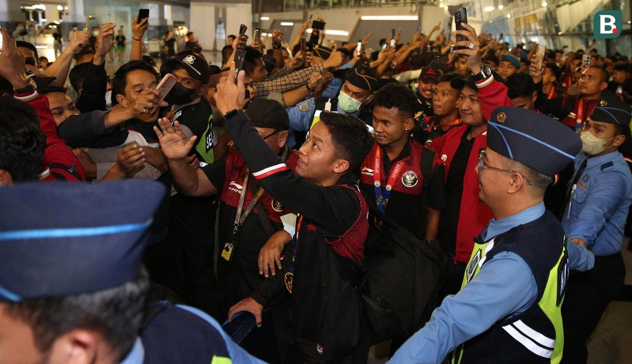 Choáng váng trước cảnh hàng nghìn người chào đón nhà vô địch U22 Indonesia - 3
