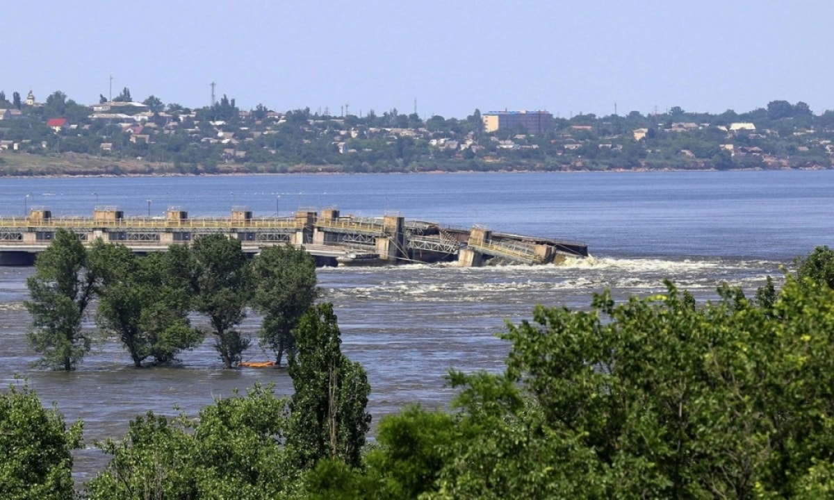 vu vo dap kherson nga hay ukraine doi mat tinh the bat loi hon hinh anh 1