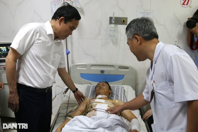 Phó Thủ tướng thăm các nạn nhân vụ tấn công bằng súng ở Đắk Lắk - 3
