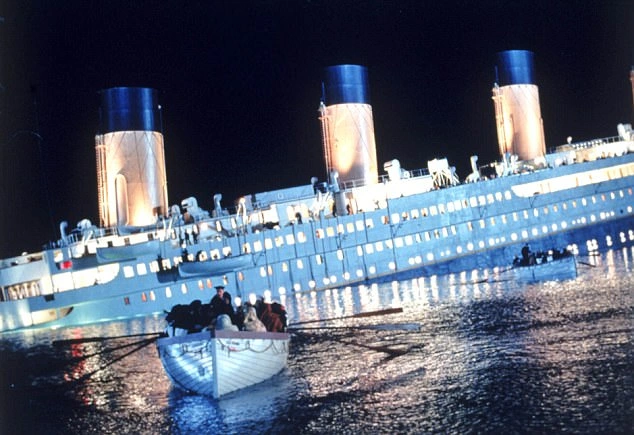 Nằm dưới đáy đại dương 111 năm, vì sao xác tàu Titanic không được trục vớt? - 4