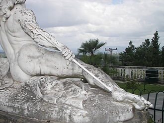 1249-tuong-achilles-tai-achilleion-corfu.jpg