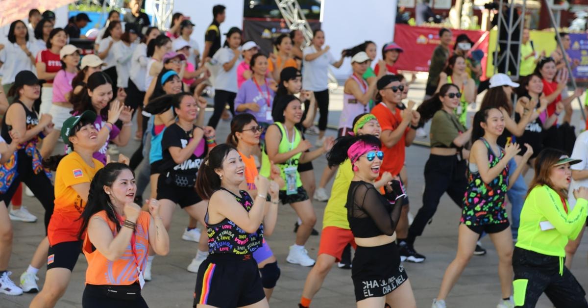 Sôi động lễ hội Zumba ở Huế