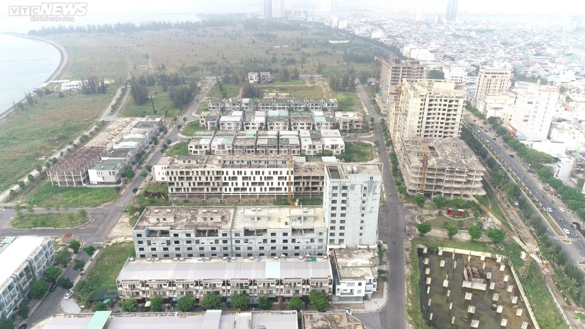 Cảnh hoang tàn ‘siêu dự án’ khu đô thị lấn biển Đà Nẵng - 1
