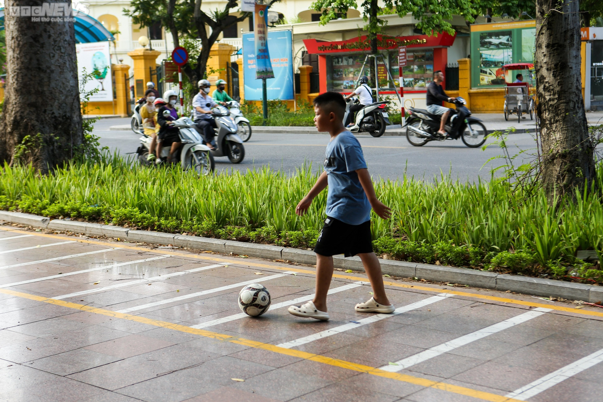Dự án trạm xe đạp công cộng tại Hà Nội ra sao sau khi lỡ hẹn? - 14