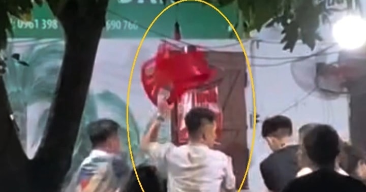 Xác minh clip người đàn ông cầm ghế đánh tới tấp vào đầu cô gái