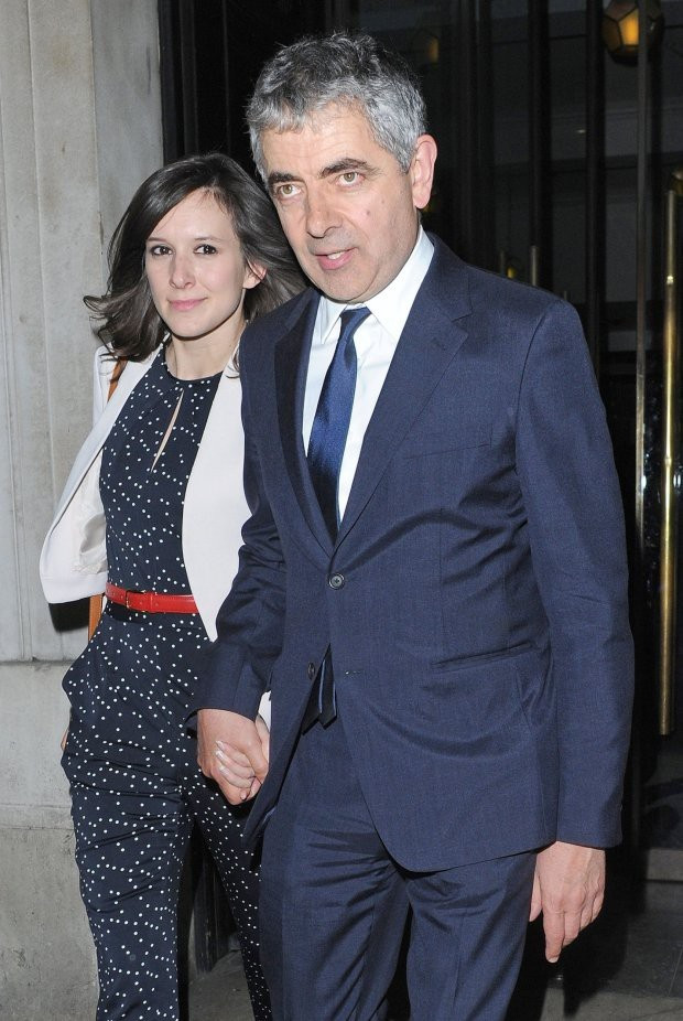 Mr. Bean Rowan Atkinson: Sống kín tiếng bên tình trẻ, có 150 triệu USD - 3