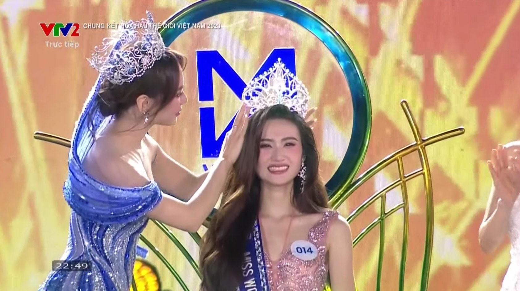 Người đẹp Bình Định - Huỳnh Trần Ý Nhi đăng quang Miss World Vietnam 2023 - 1