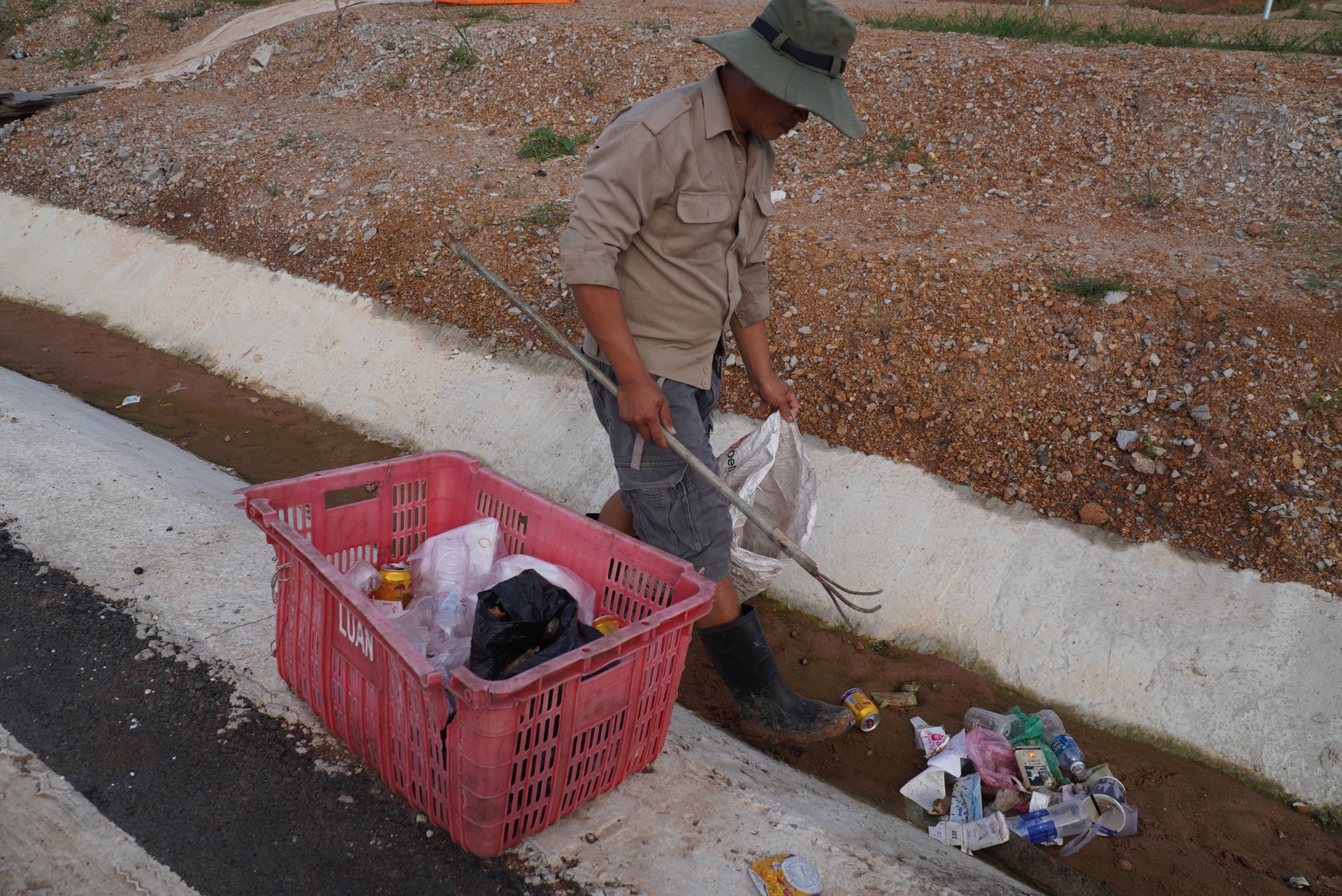 Nhà vệ sinh 0 đồng trên cao tốc Vĩnh Hảo - Phan Thiết - 9