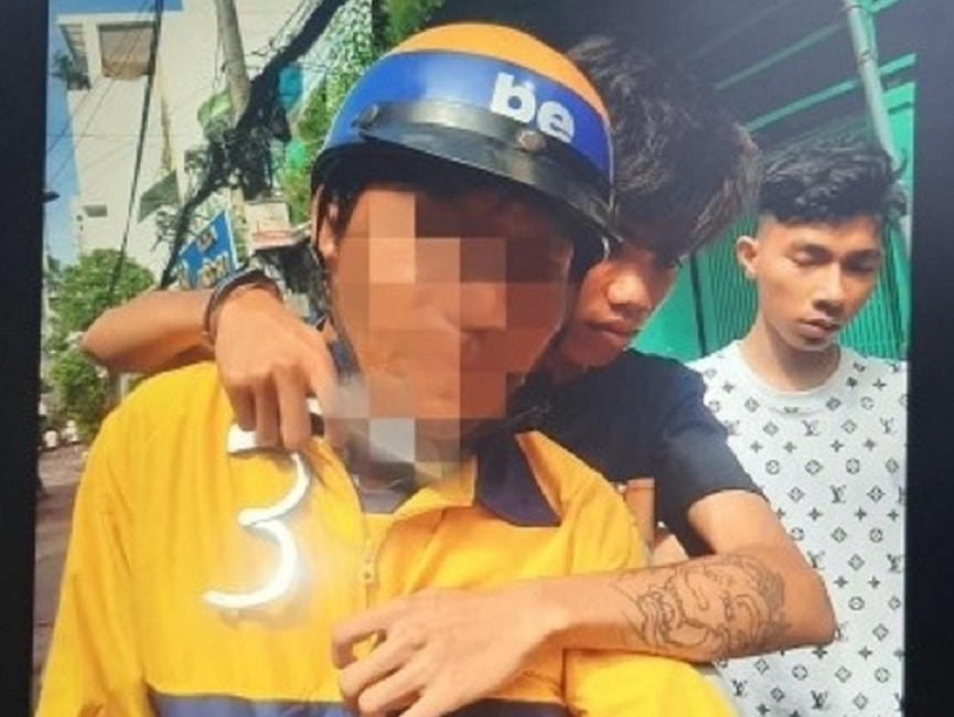 Thiều tiền tiêu xài, nhóm thanh niên dàn cảnh cướp xe ôm công nghệ ở TP.HCM