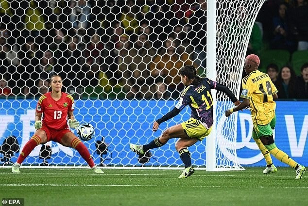 Tuyển nữ Pháp và Colombia giành vé vào tứ kết World Cup - 4
