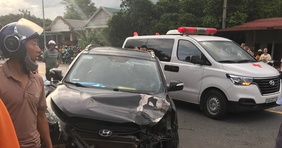 Tạm đình chỉ cán bộ Cục thuế Quảng Trị say rượu, lái xe tông chết người