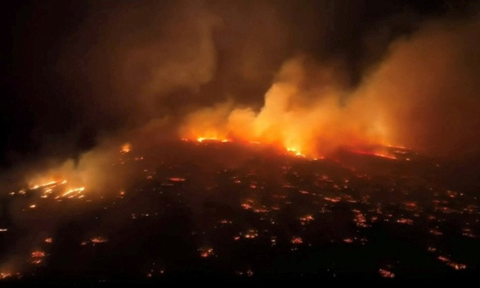 Cảnh tượng như địa ngục ở Maui khi đám cháy rừng bùng phát dữ dội hôm 8/8. Ảnh: Reuters