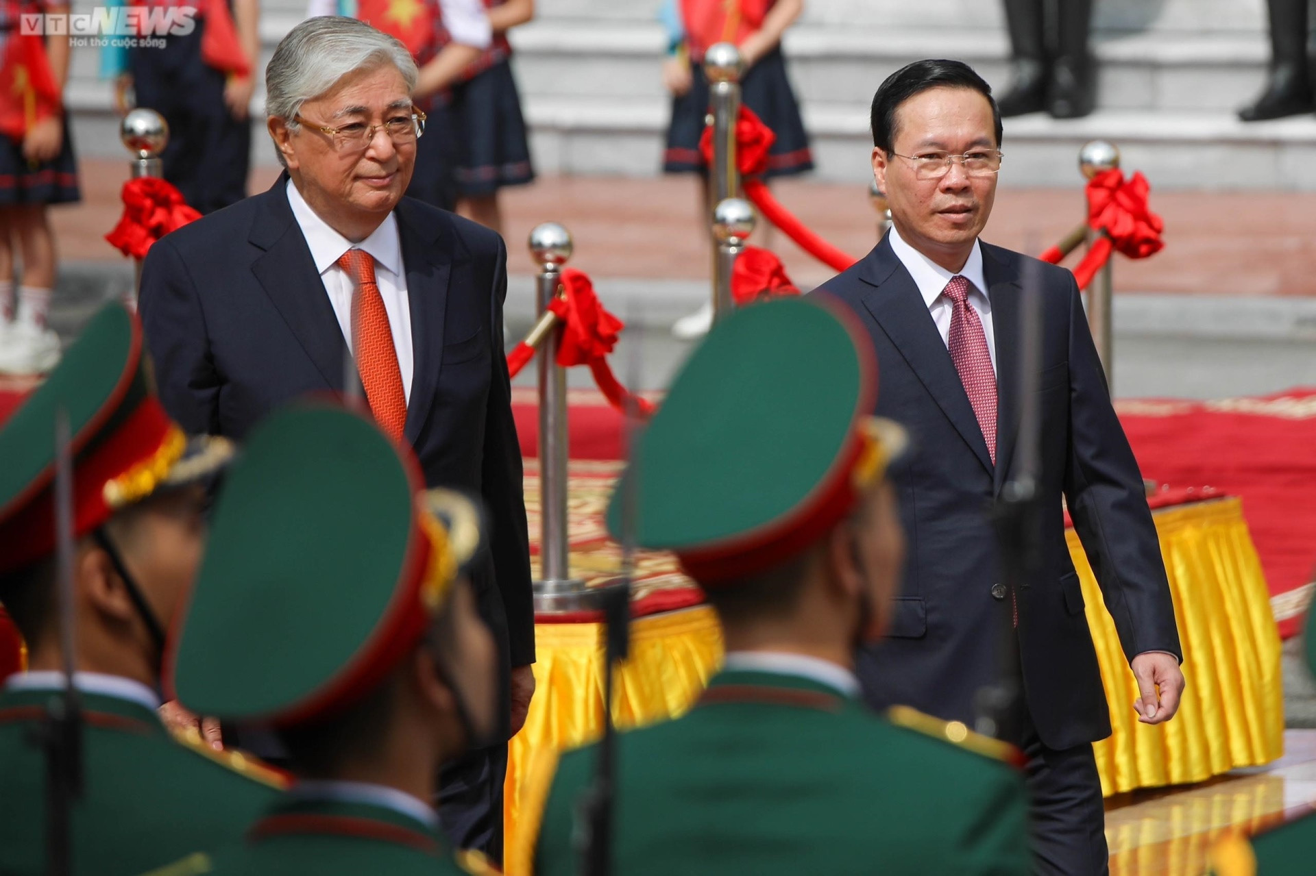 Toàn cảnh lễ đón Tổng thống Kazakhstan thăm chính thức Việt Nam - 3