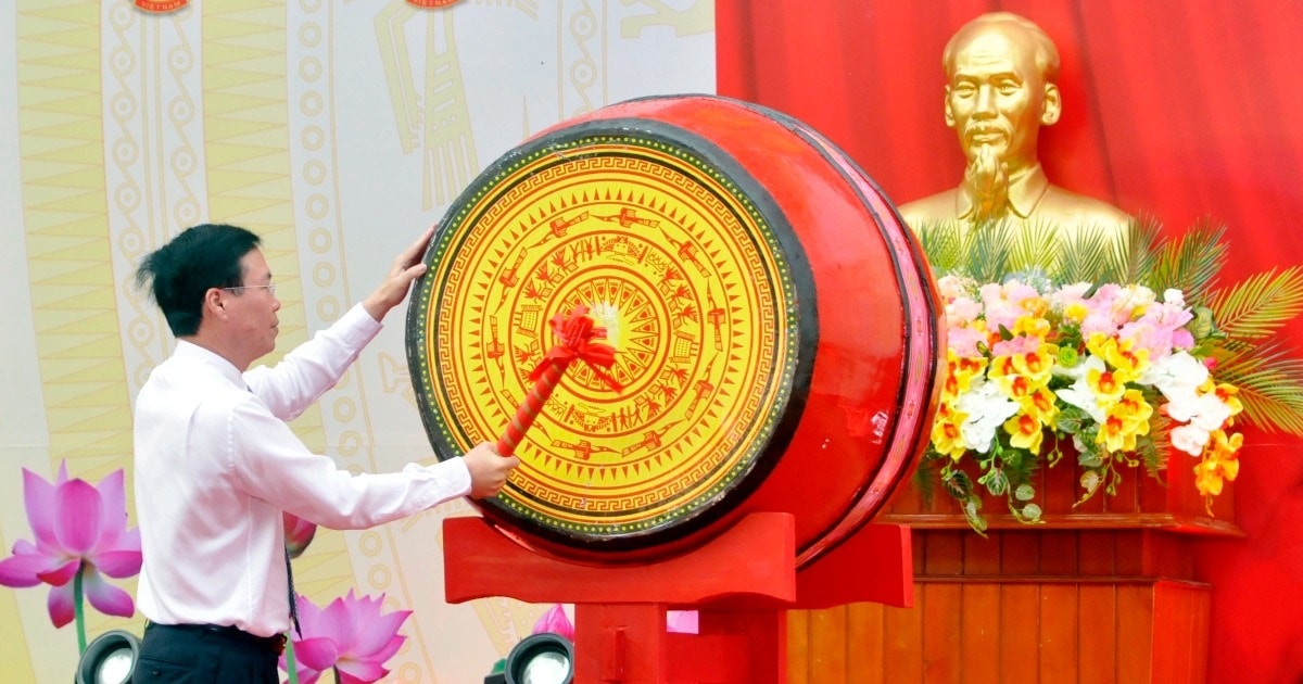 Chủ tịch nước Võ Văn Thưởng dự lễ khai giảng, dặn dò các thầy cô ở Gia Lai