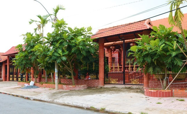 Ngôi nhà gốm 'độc nhất vô nhị' ở Vĩnh Long được xác nhận kỷ lục Việt Nam ảnh 1