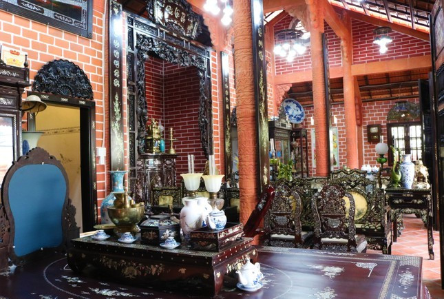 Ngôi nhà gốm 'độc nhất vô nhị' ở Vĩnh Long được xác nhận kỷ lục Việt Nam ảnh 3