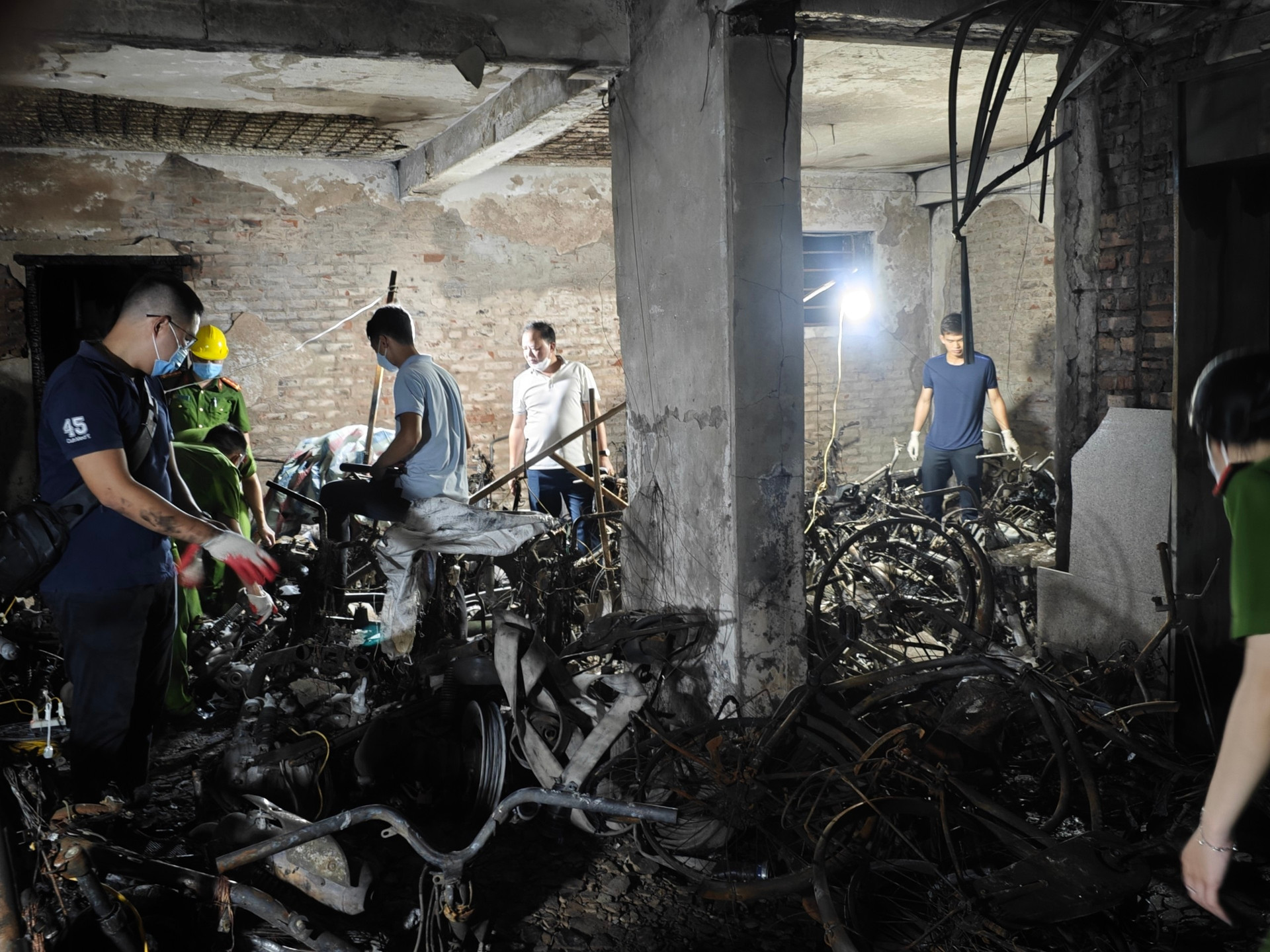Vụ cháy khiến 56 người tử vong ở Hà Nội: Khởi tố chủ chung cư mini - 1