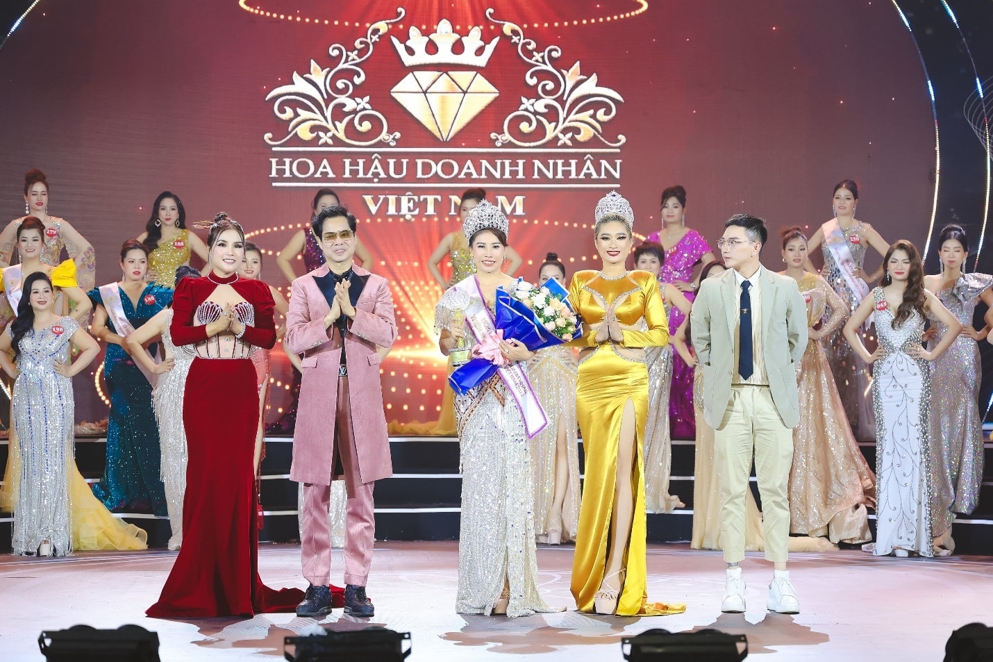 Hoa hậu thiện nguyện vừa bị bắt là ai? - 2 Hoa hậu thiện nguyện vừa bị bắt là ai? - 2
