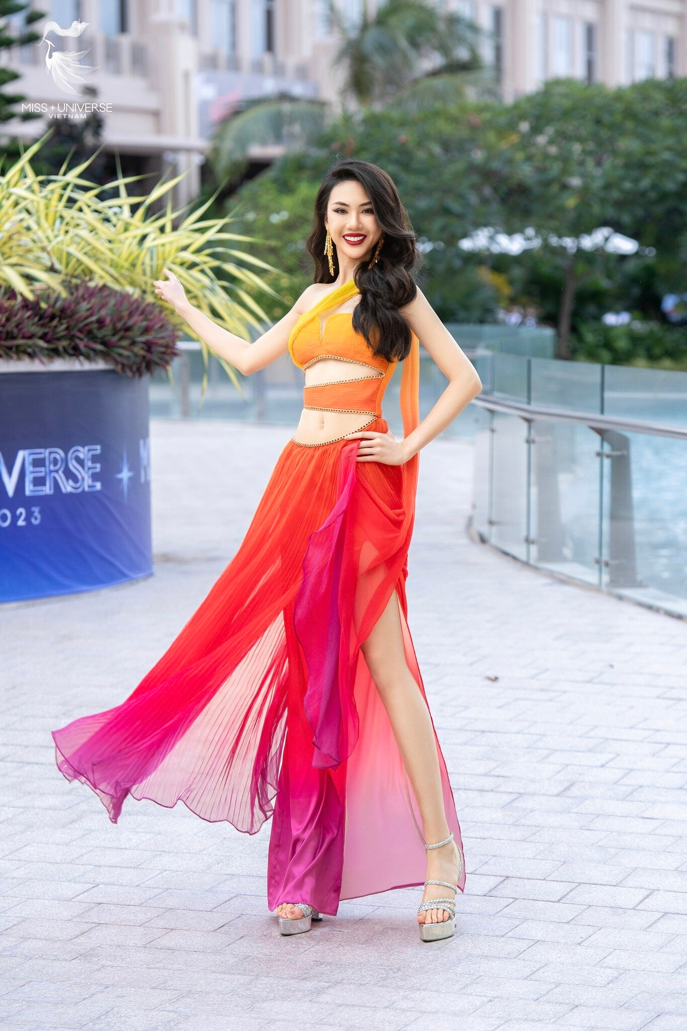 Vẻ gợi cảm hút mắt của Miss Universe Vietnam 2023 Bùi Quỳnh Hoa - 10