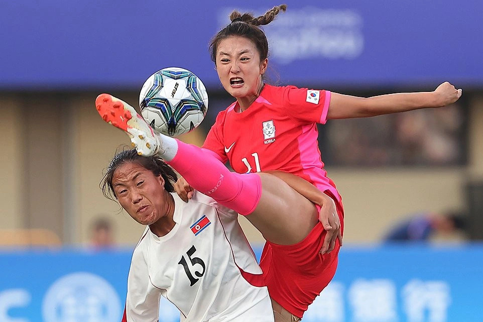 Đội tuyển nữ Triều Tiên đánh bại Hàn Quốc, vào bán kết Asiad 19 - 1